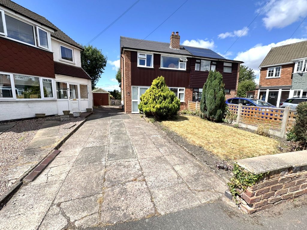 Property photo 1 of 28