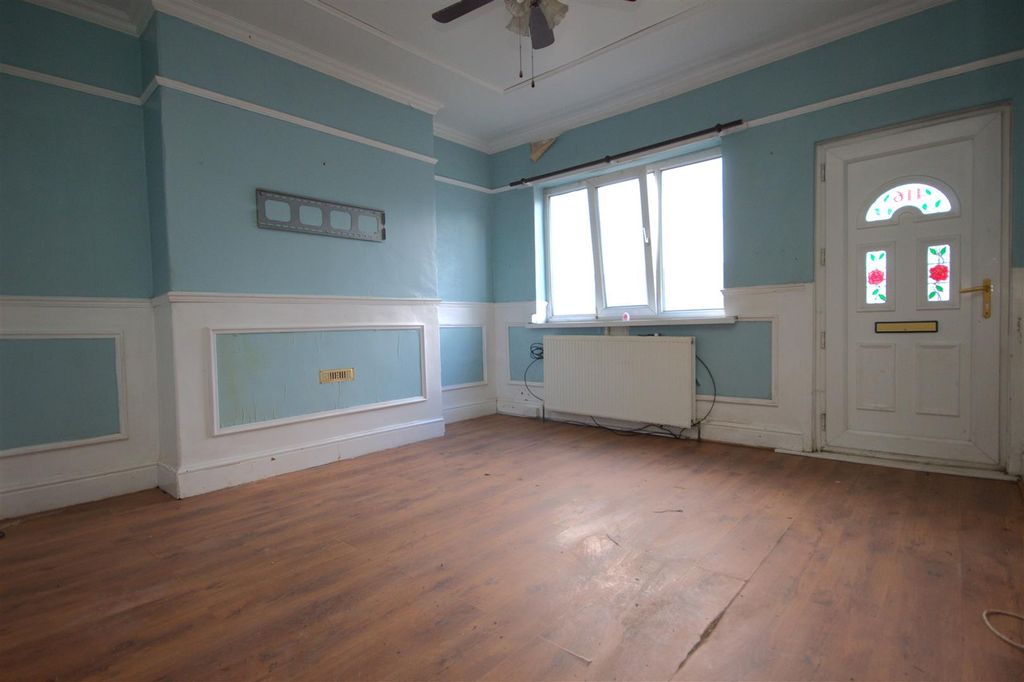 Property photo 2 of 7 Img_2184.Jpg