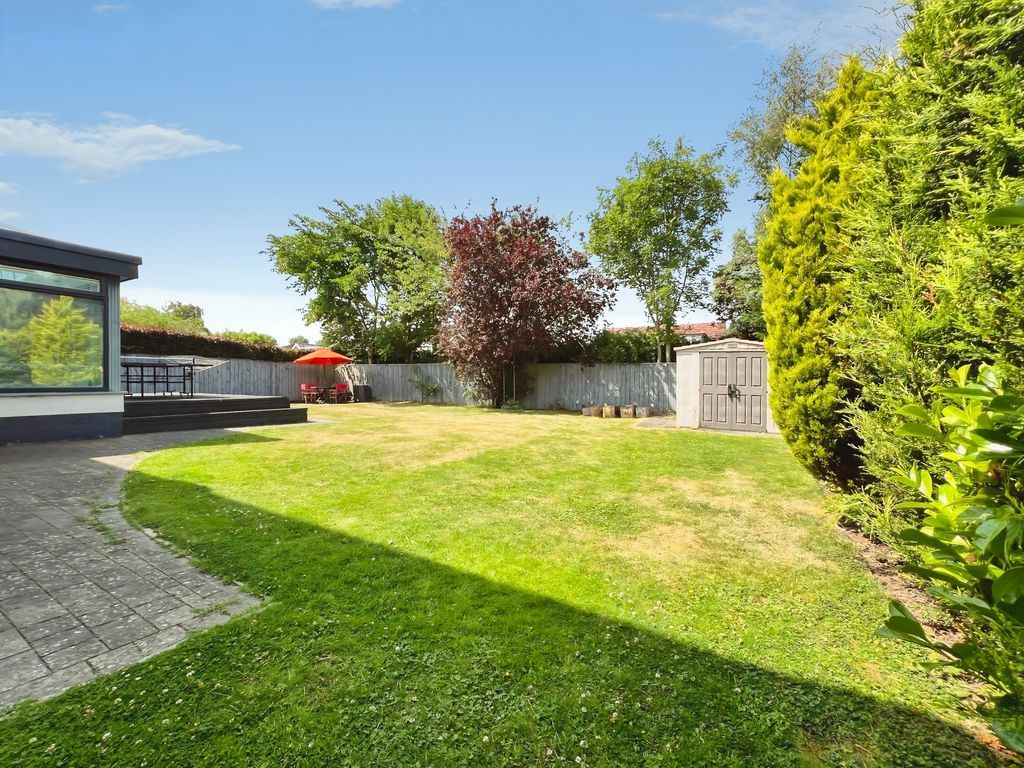 Property photo 2 of 41 Photo 27