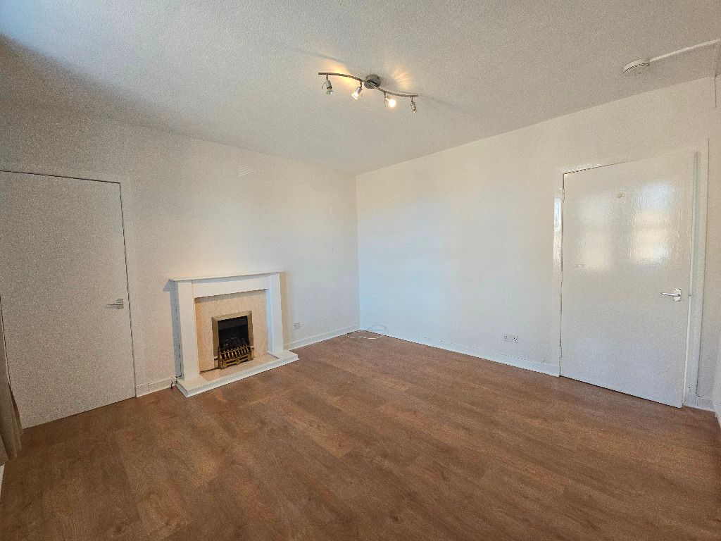 Property photo 3 of 7 Photo 3