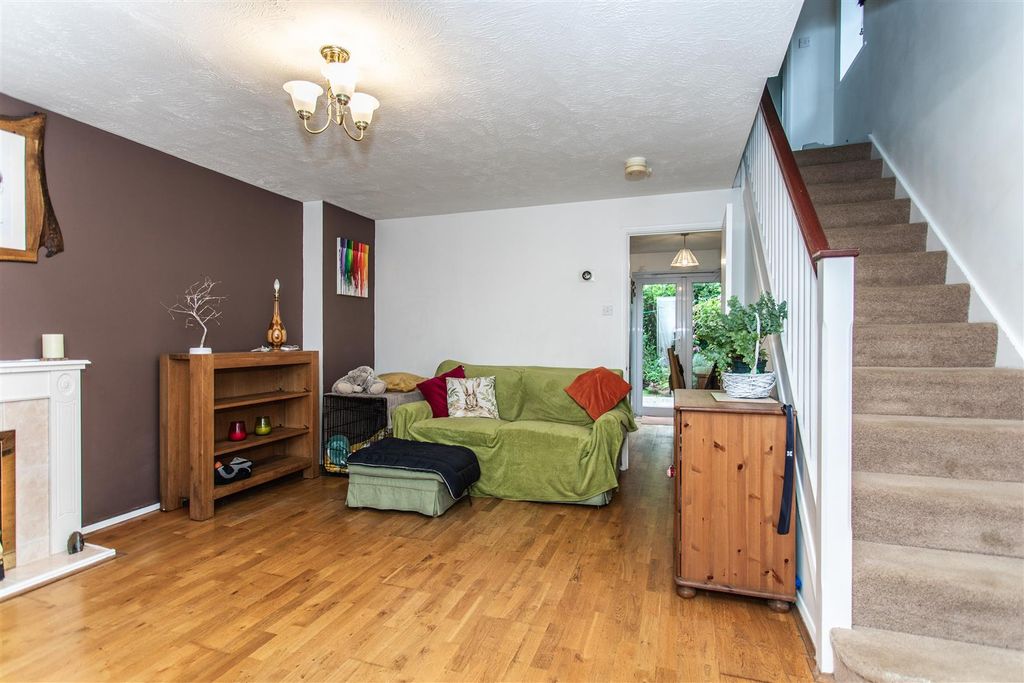 Property photo 3 of 19