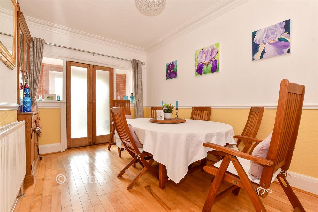Property photo 2 of 19 Dining Room