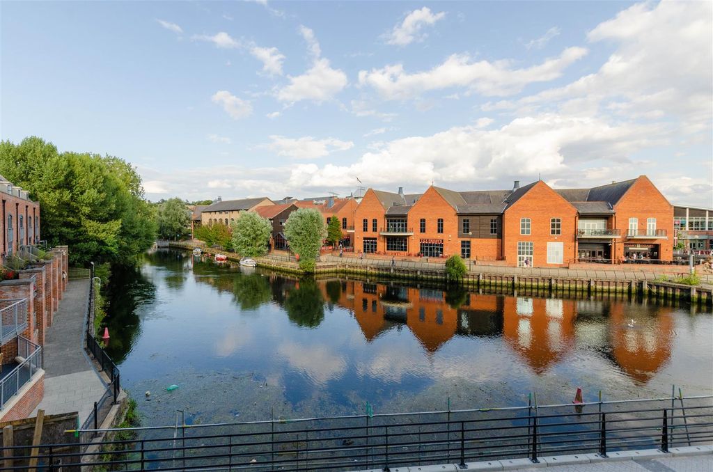 Property photo 1 of 6 Untitled (2 Of 2).Jpg