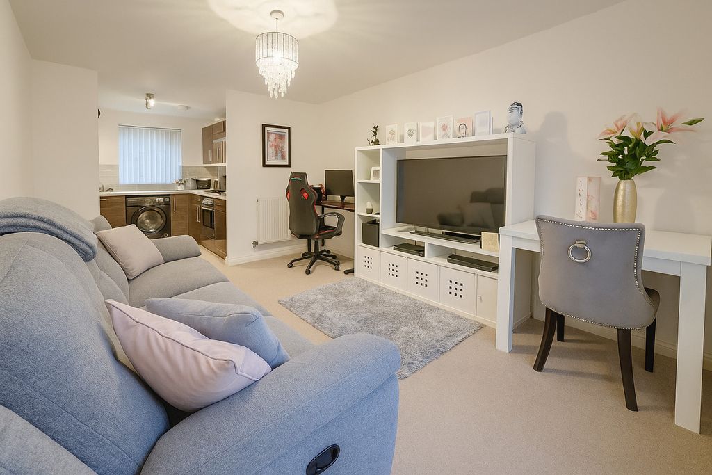 Property photo 3 of 9