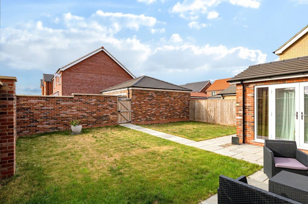 Property photo 3 of 21 1316246-5-685c4A756Eccd