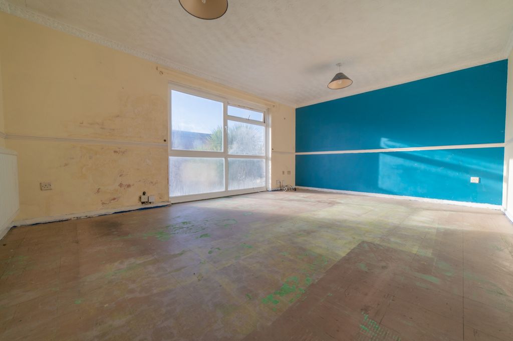 Property photo 2 of 13 Call 02920 454555 To Secure Your Viewing_3