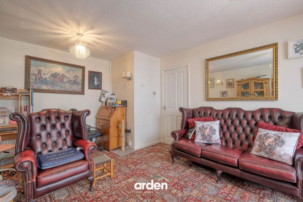 Property photo 3 of 13