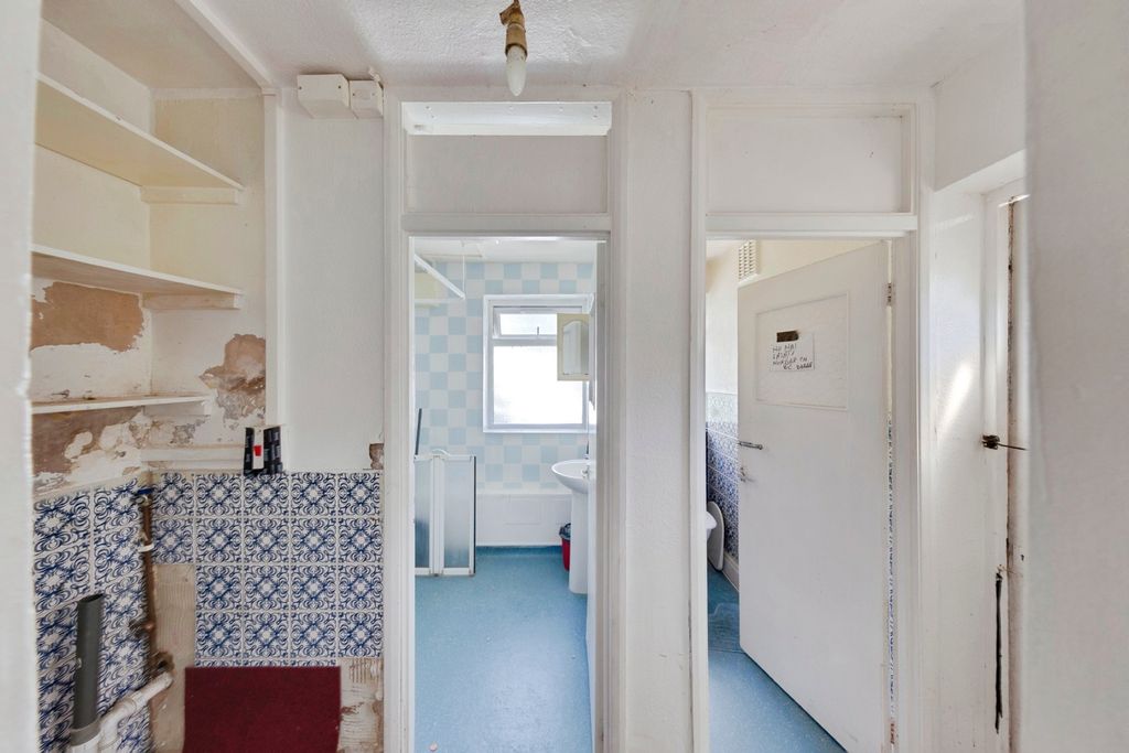 Property photo 3 of 13 Pbox-Img.Jpg