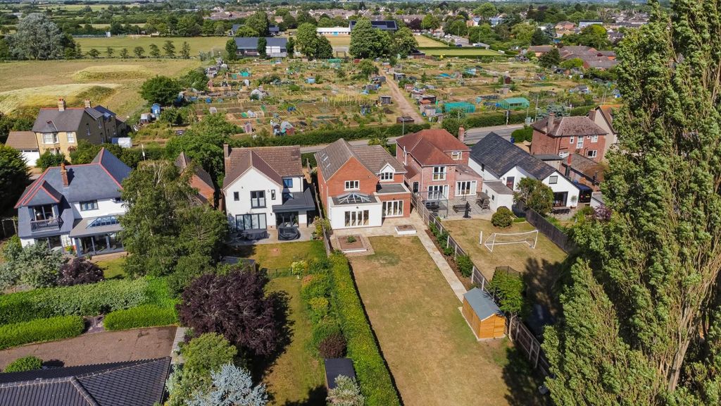 Property photo 2 of 34 Drone (6).Jpg