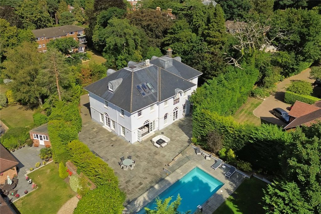 Property photo 2 of 15 Rear Aerial External