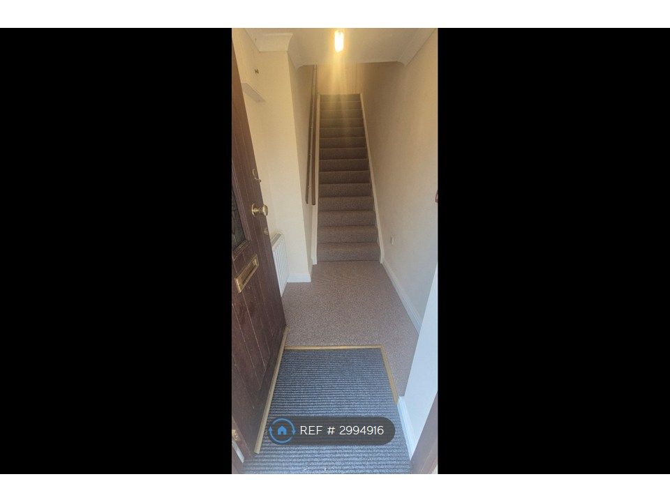 Property photo 3 of 8 Stairway