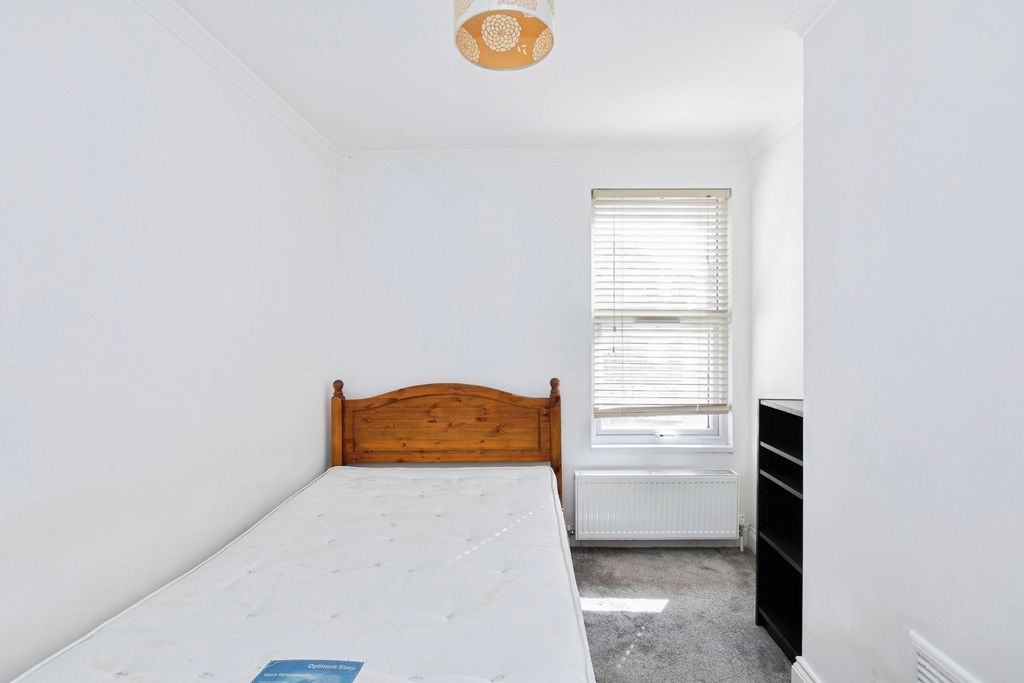 Property photo 3 of 12 Pbox-Img.Jpg