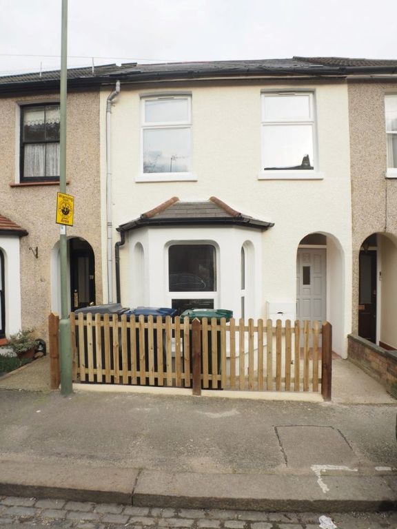 Property photo 2 of 10