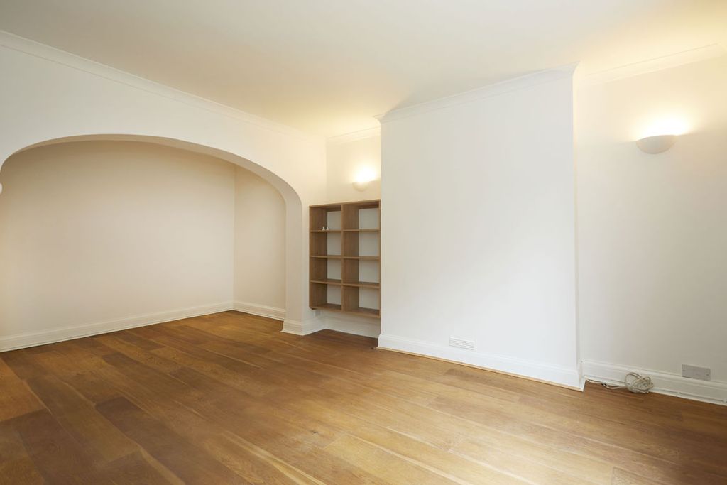 Property photo 3 of 9