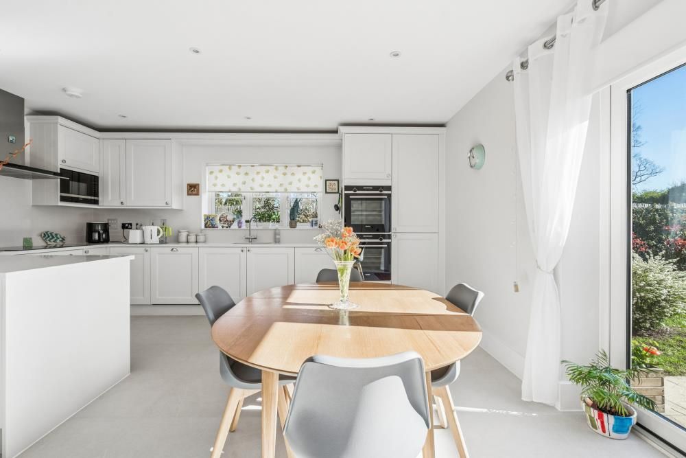 Property photo 3 of 22 Image