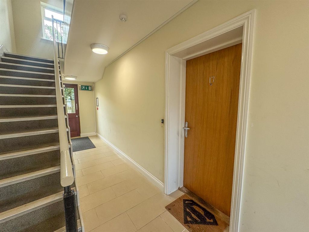 Property photo 2 of 12 17 Campion Crescent (2).Jpg