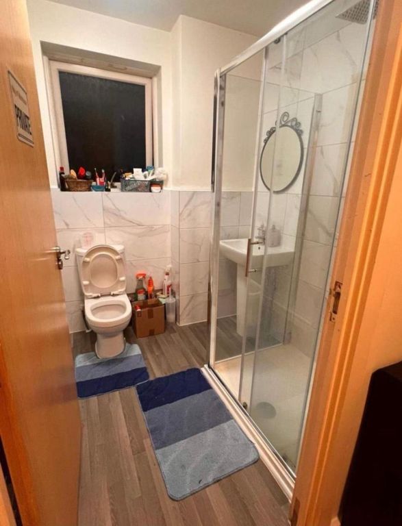 Property photo 1 of 4