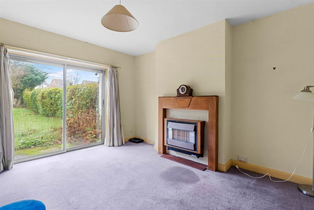 Property photo 2 of 12