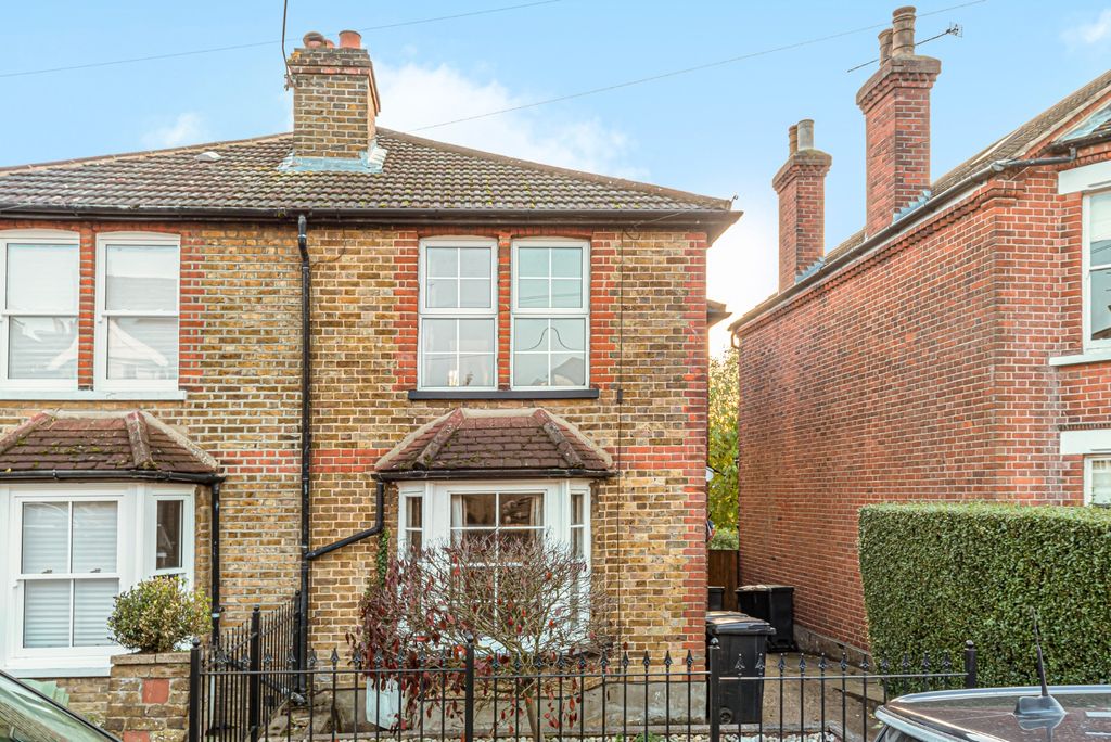 Property photo 1 of 16 4557100