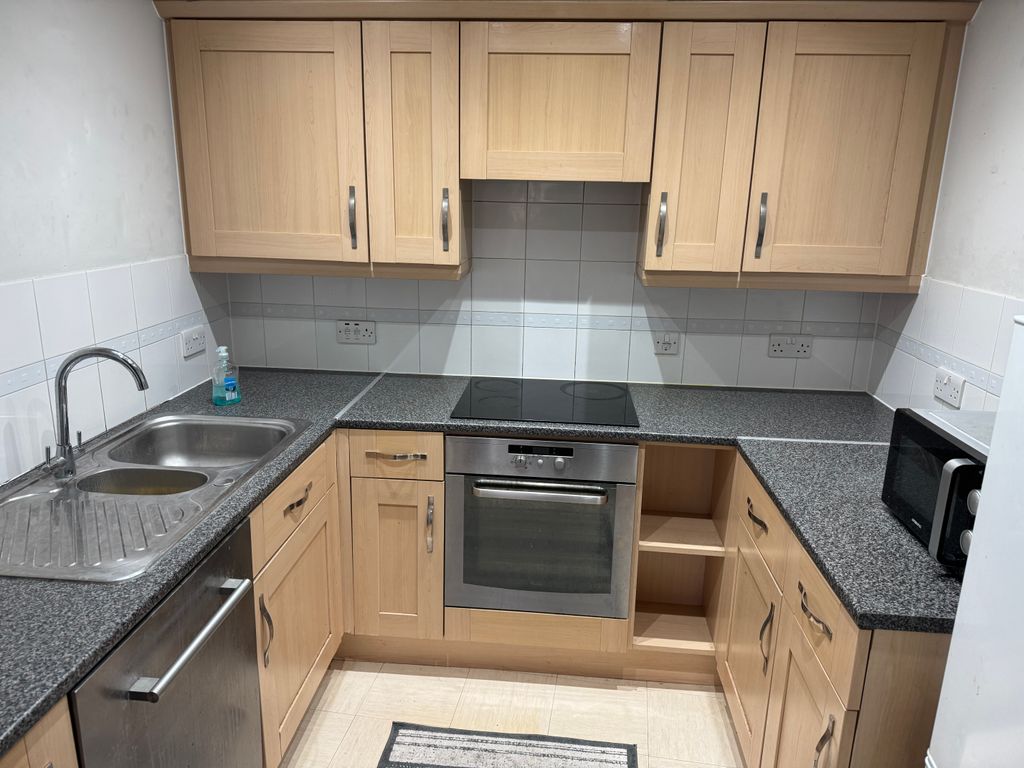 Property photo 2 of 3