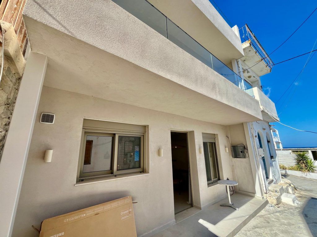 Property photo 2 of 34