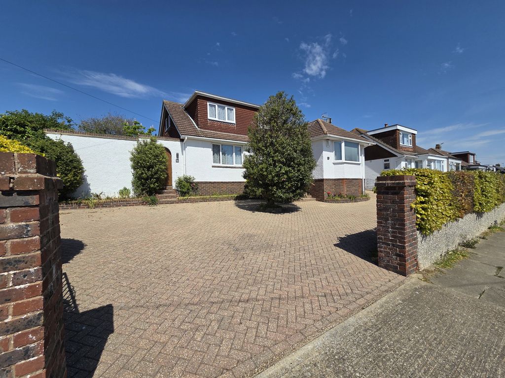 Property photo 1 of 39