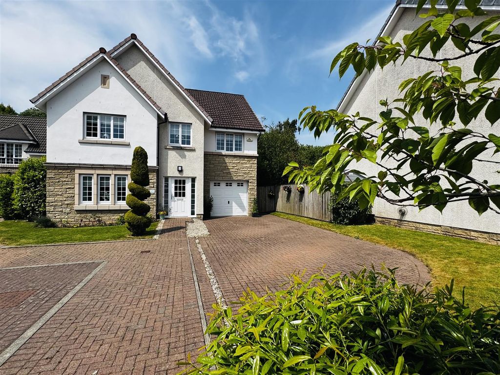 Property photo 1 of 31 External