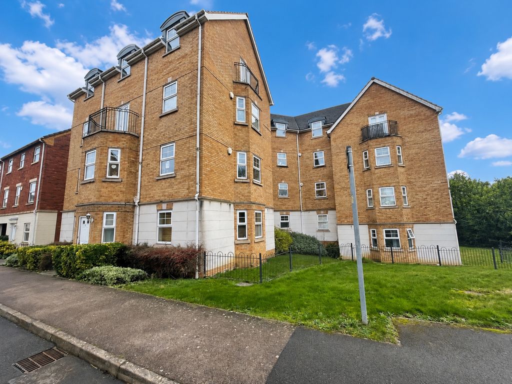 2 bed flat for saleMorning Star Road, Daventry NN11