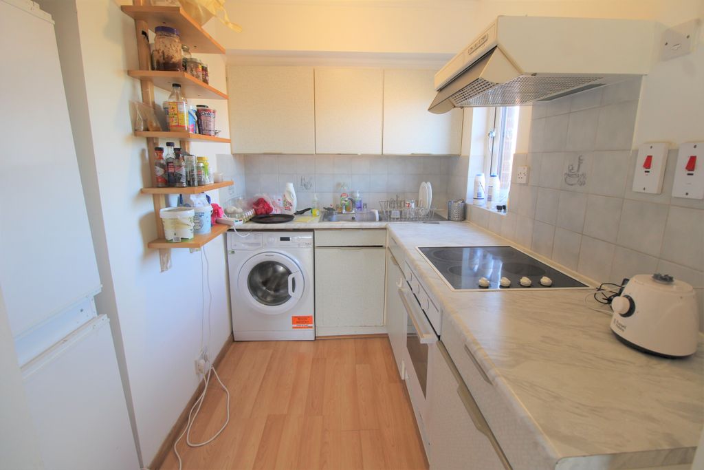 Property photo 2 of 4