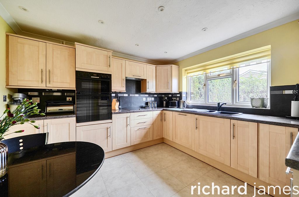 Property photo 3 of 20 A6Fe9A82Dbe545Fa8Ed276c121ce0032