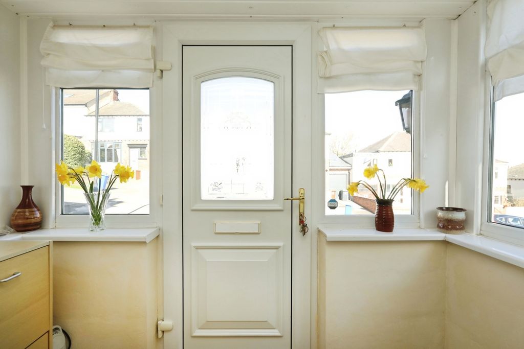 Property photo 2 of 34 Pbox-Img.Jpg