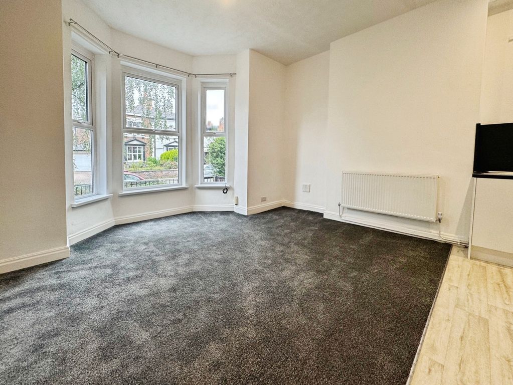 Property photo 2 of 8 Pbox-Img.Jpg