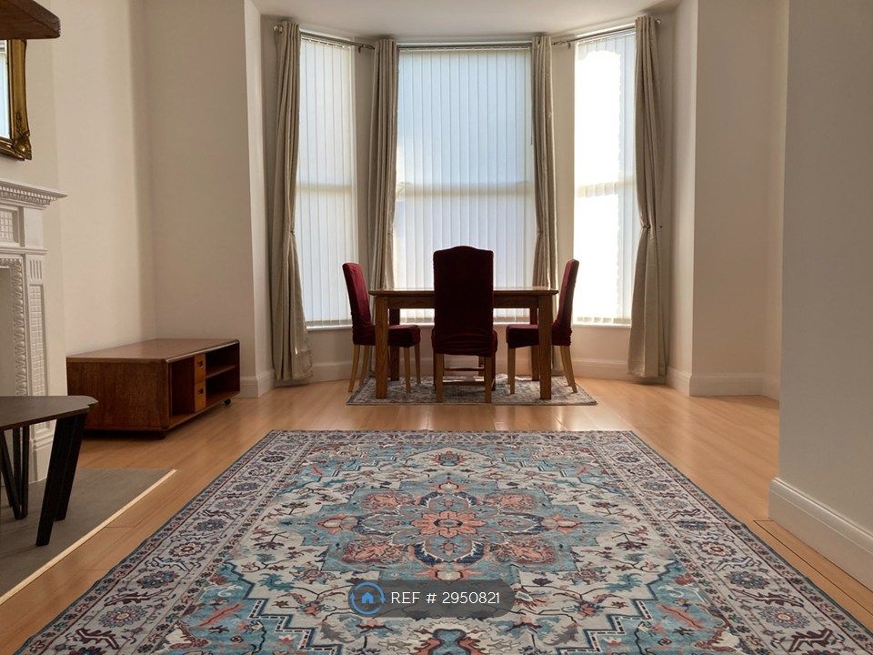 Property photo 2 of 35 Large Reception Room