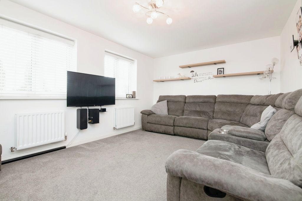 Property photo 2 of 17 Photography