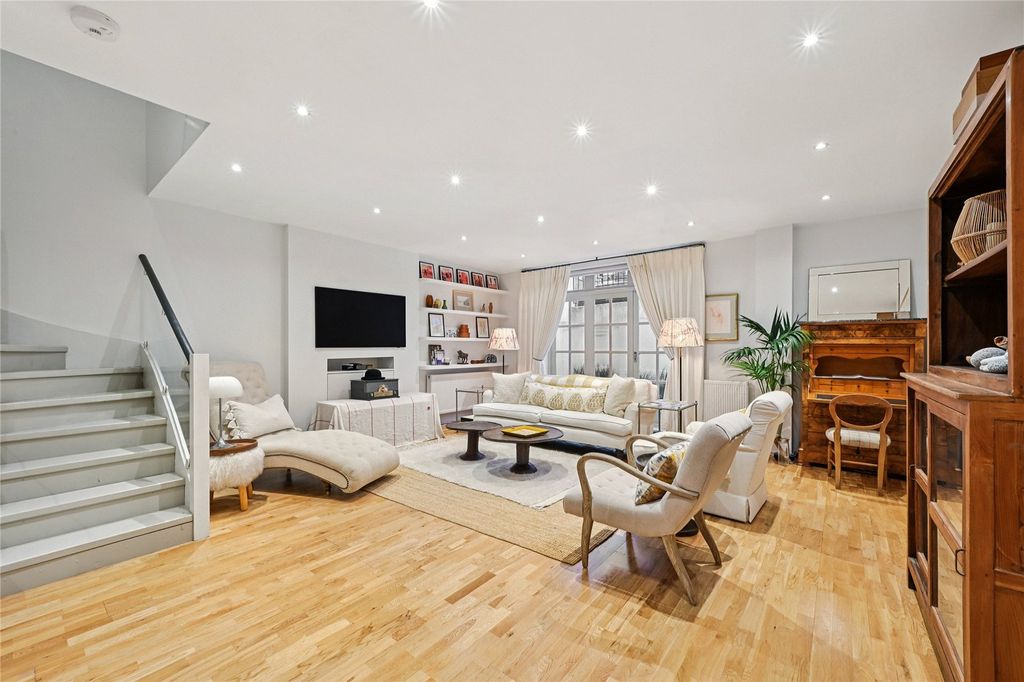 Property photo 2 of 14 Reception