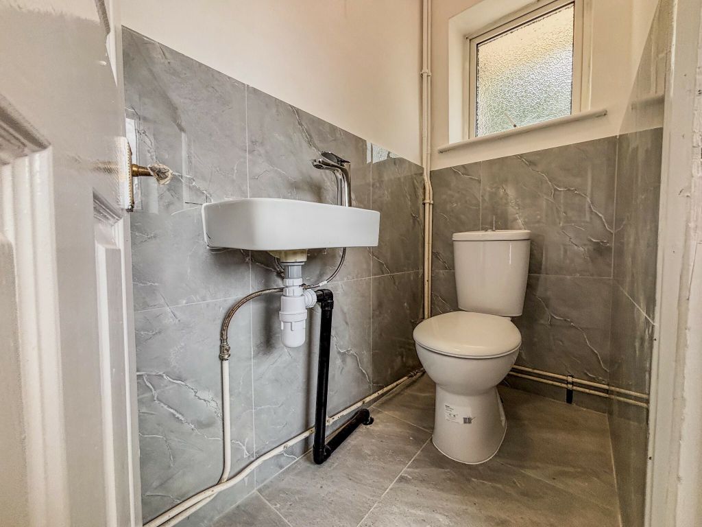 Property photo 3 of 25