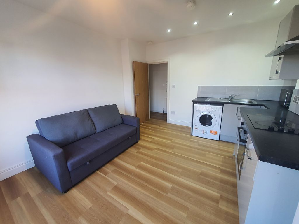 Property photo 3 of 10 Gallery