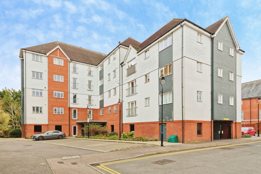 Property photo 1 of 18 Pbox-Img.Jpg