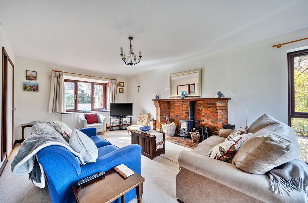 Property photo 2 of 18 1425388-9-69B0025...