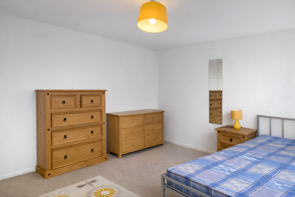 Property photo 3 of 6