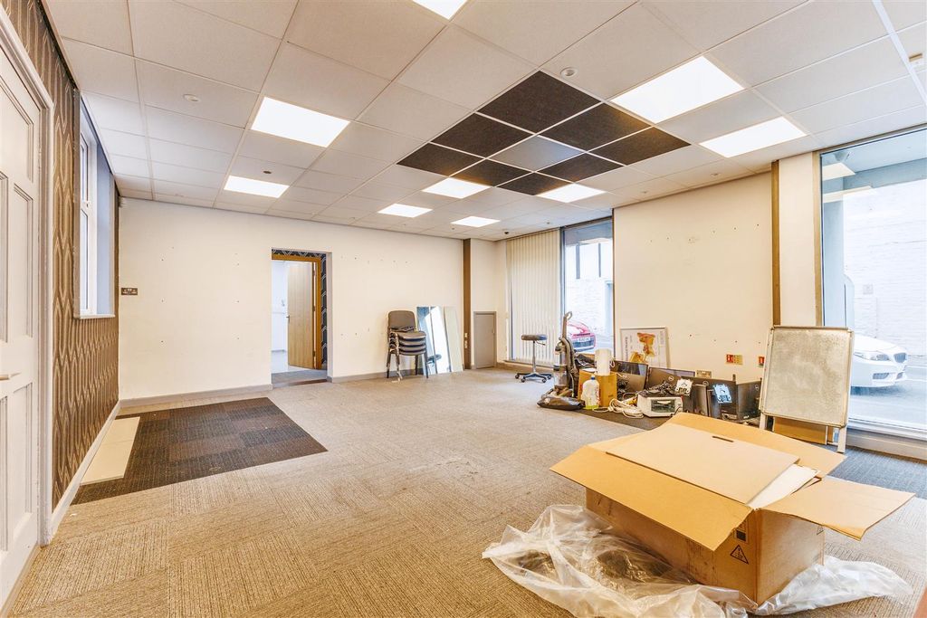 Property photo 3 of 12 6R1A3043.Jpeg