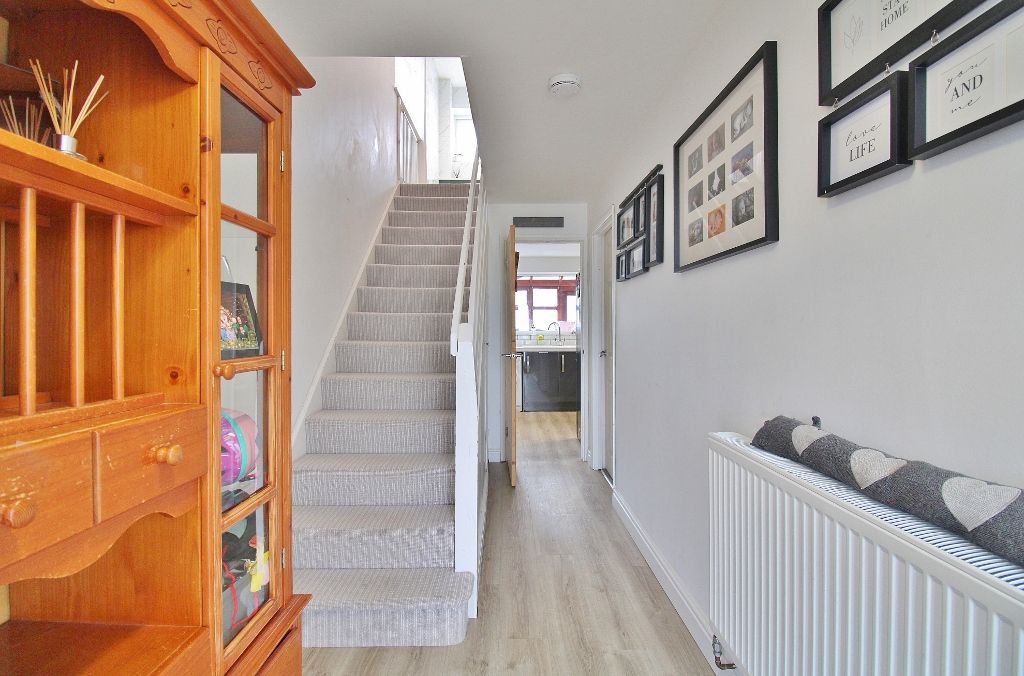 Property photo 2 of 30