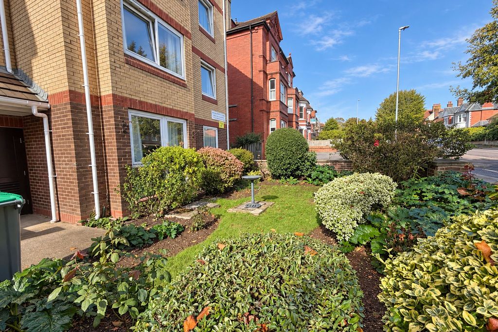 Property photo 2 of 7