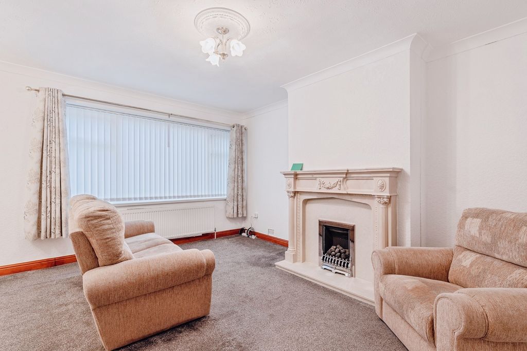 Property photo 2 of 23 Pbox-Img.Jpg