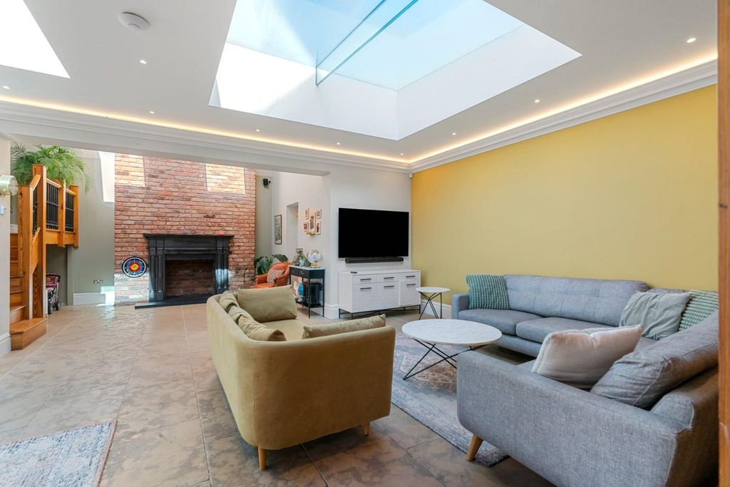 Property photo 3 of 41 Dsc08748-Lowres.Jpg