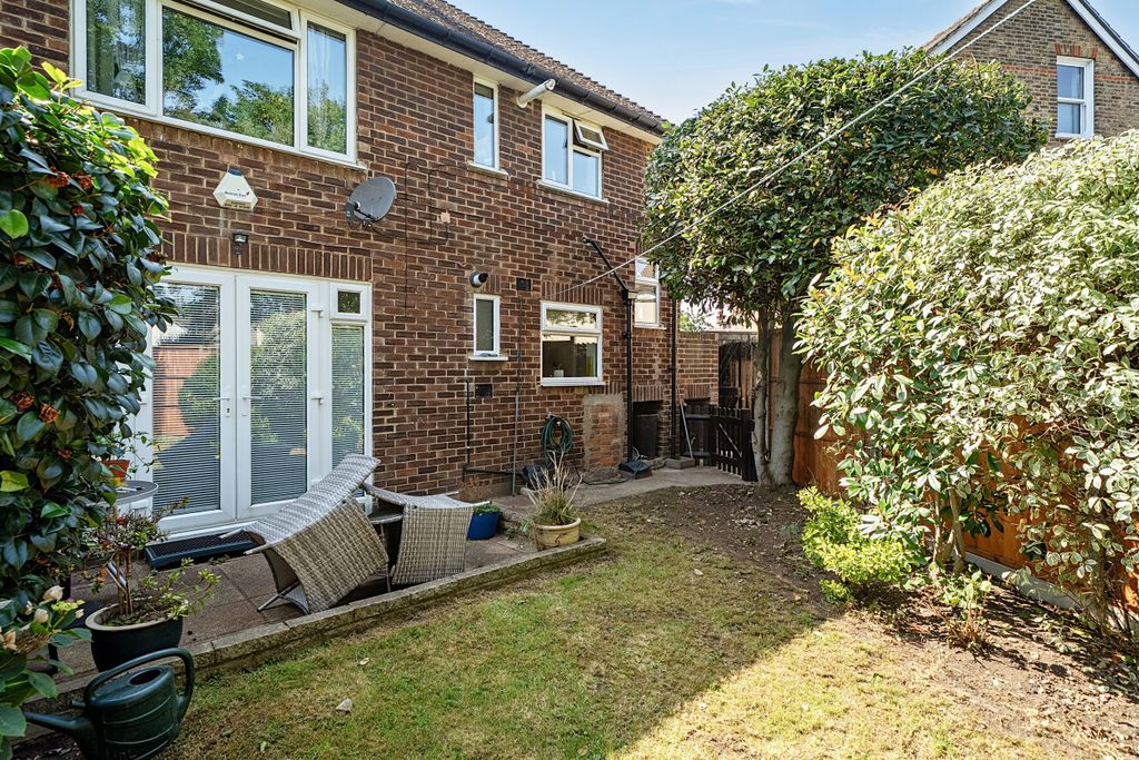 Property photo 3 of 21 1481763-15-6A394B...