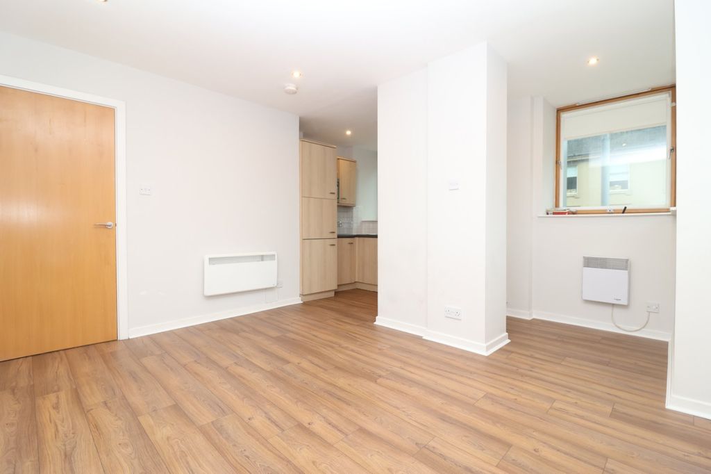 Property photo 3 of 13 Picture No. 15