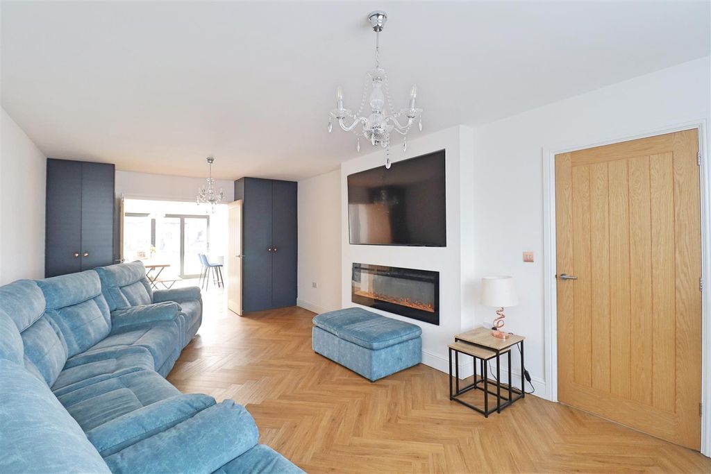 Property photo 3 of 15 Img_4355.Jpg