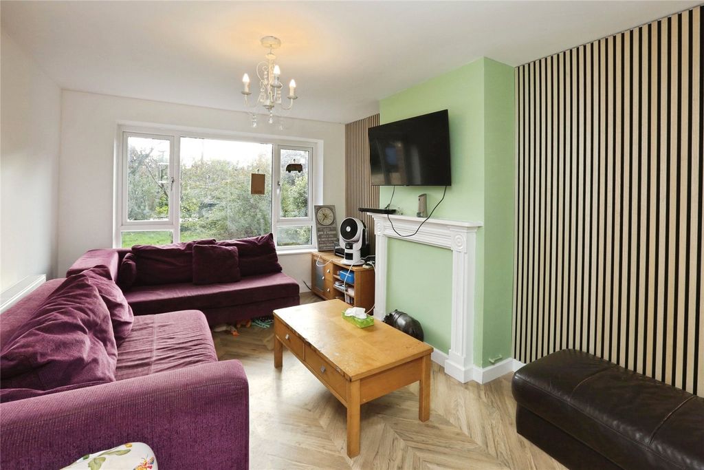 Property photo 2 of 19 Picture No. 10