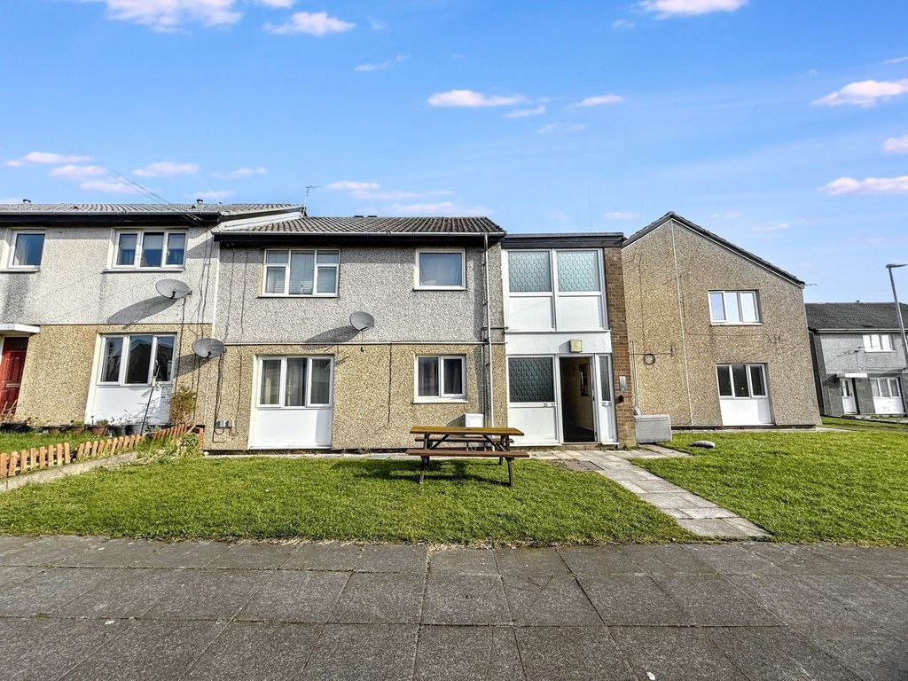 Property photo 1 of 6